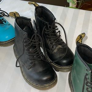Dr. Martens black air wair with bouncing soles boots children’s boots